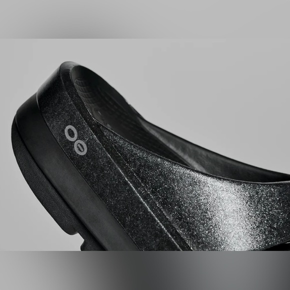 OOFOS Womens OOmega Ooahh Stacked Slip-on | 6 | NIB | Black Sparkle Platforms - Picture 6 of 9
